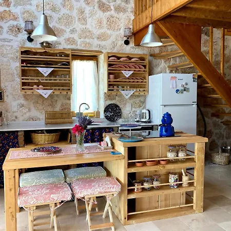 Ambar Evleri * Kalkan