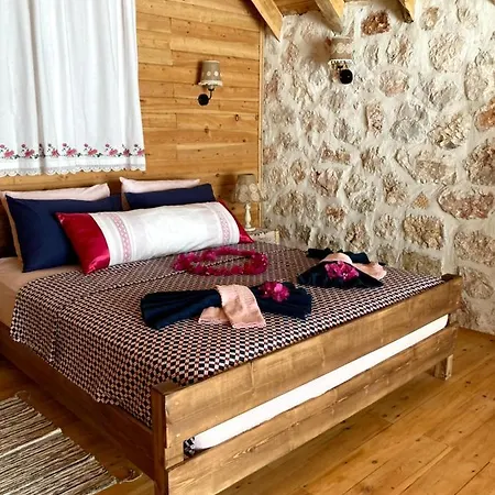 Ambar Evleri Holiday home *
