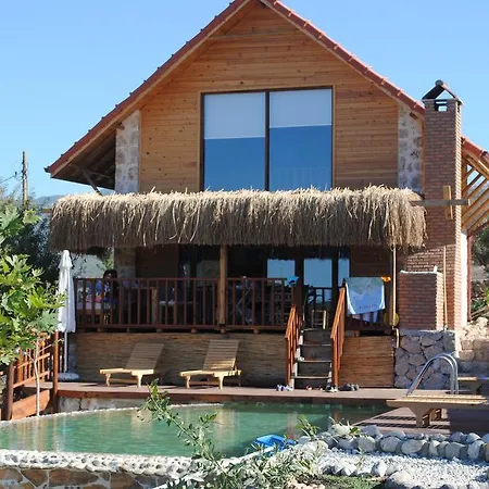 Ambar Evleri Holiday home *
