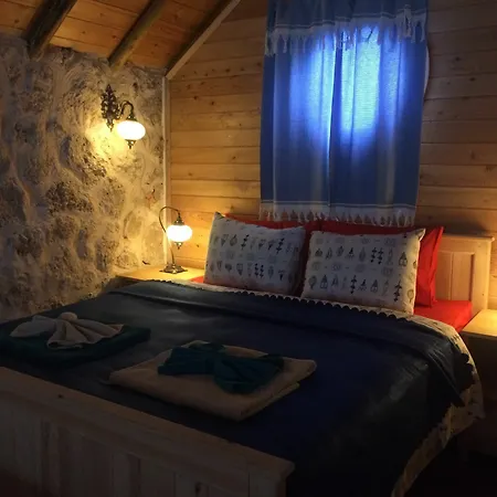 Ambar Evleri Holiday home *